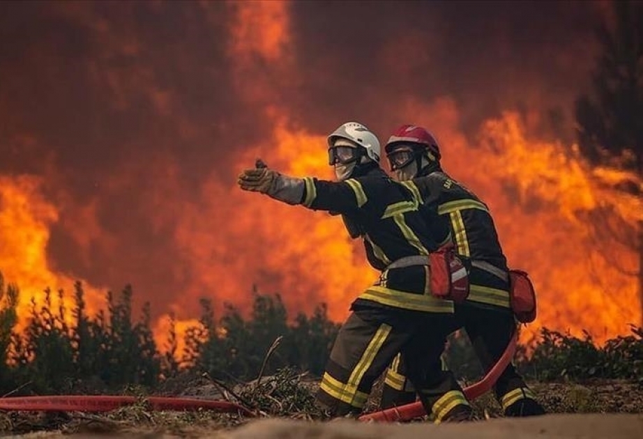 Incendie : Plusieurs pompiers blessés, dont un grièvement, dans les Pyrénées-Orientales