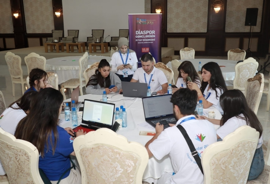 Los participantes del IV Campamento de Verano dirigieron un llamamiento a las organizaciones internacionales en relación con los crímenes de guerra de Armenia