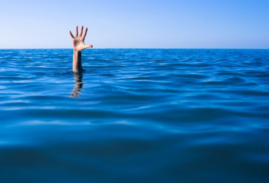 FHN: Dörd nəfər dənizdə çimərkən batıb, axtarışlar davam edir