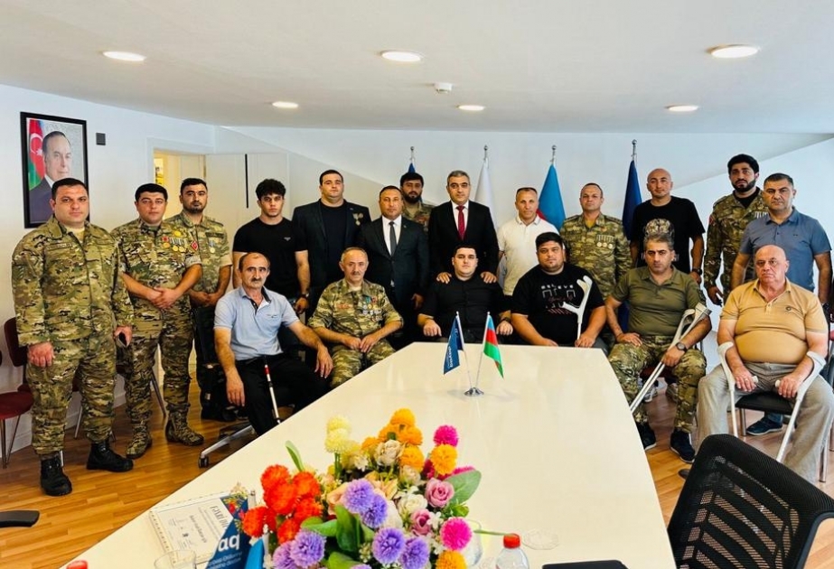 Niderlandda Vətən müharibəsi qaziləri ilə görüş keçirilib