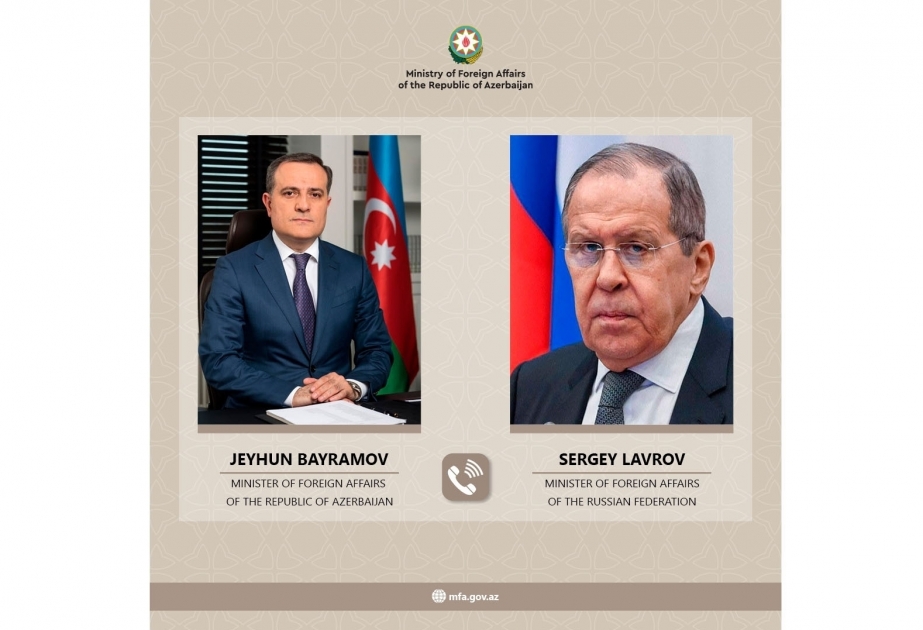 Cancilleres de Azerbaiyán y Rusia discuten la situación en la región