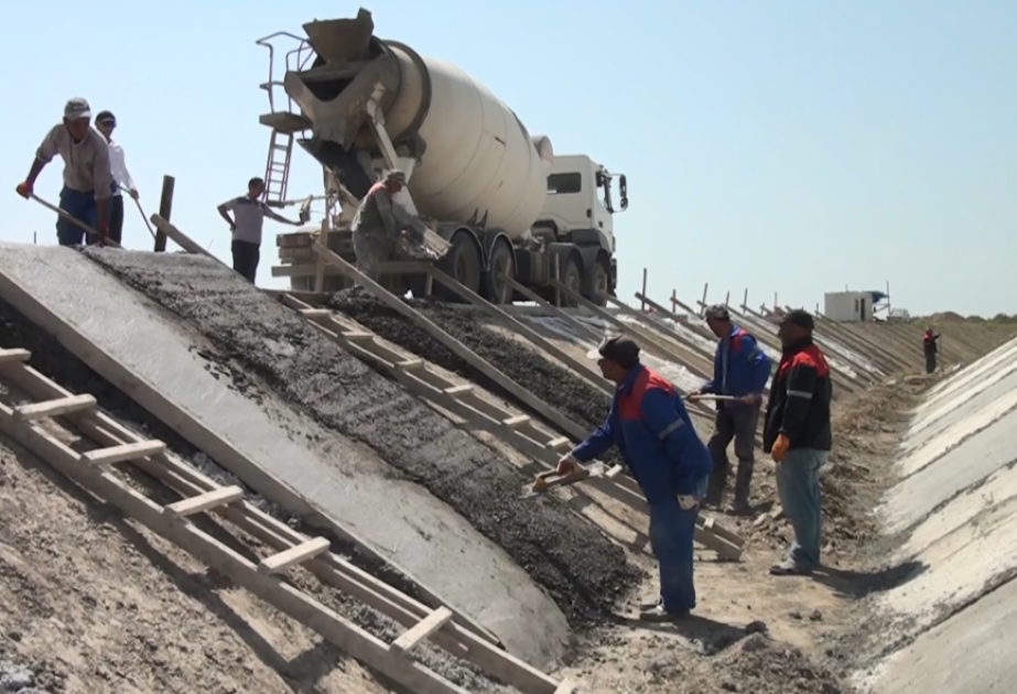 Ağsuda torpaq məcralı kanal beton üzlüyə alınır