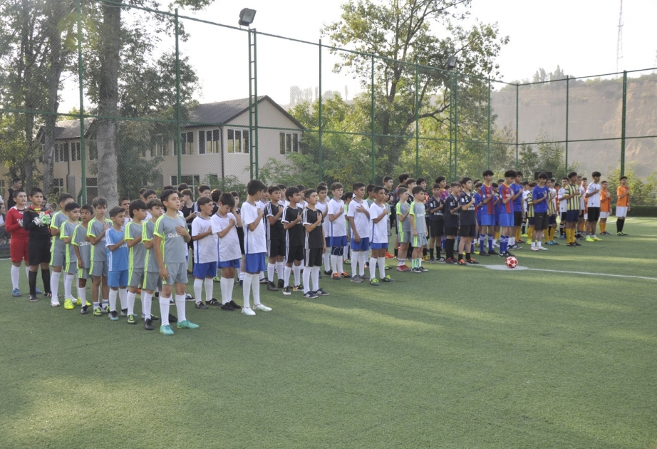 Qubada məhəllə futbol liqasına start verilib