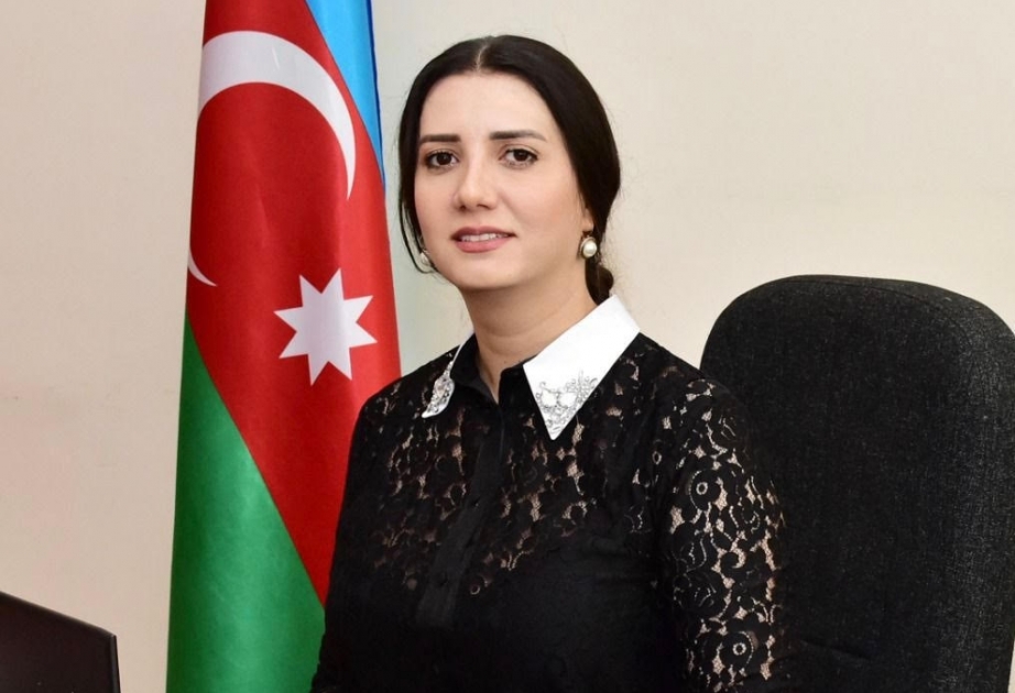 Məktəb direktoru: Vahid geyim forması şagirdlərə məsuliyyət hissi aşılayır