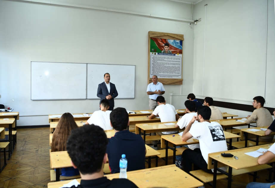 ADNSU-da kəsiri olan və qiymətini daha da yüksəltmək istəyən tələbələr imtahan verirlər