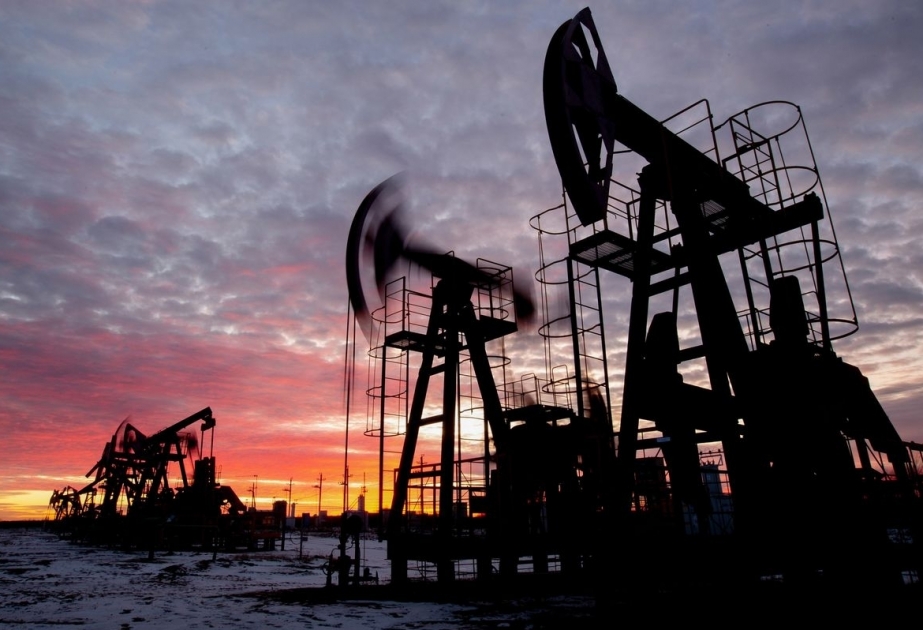 Стоимость нефти марки «Азери Лайт» снизилась