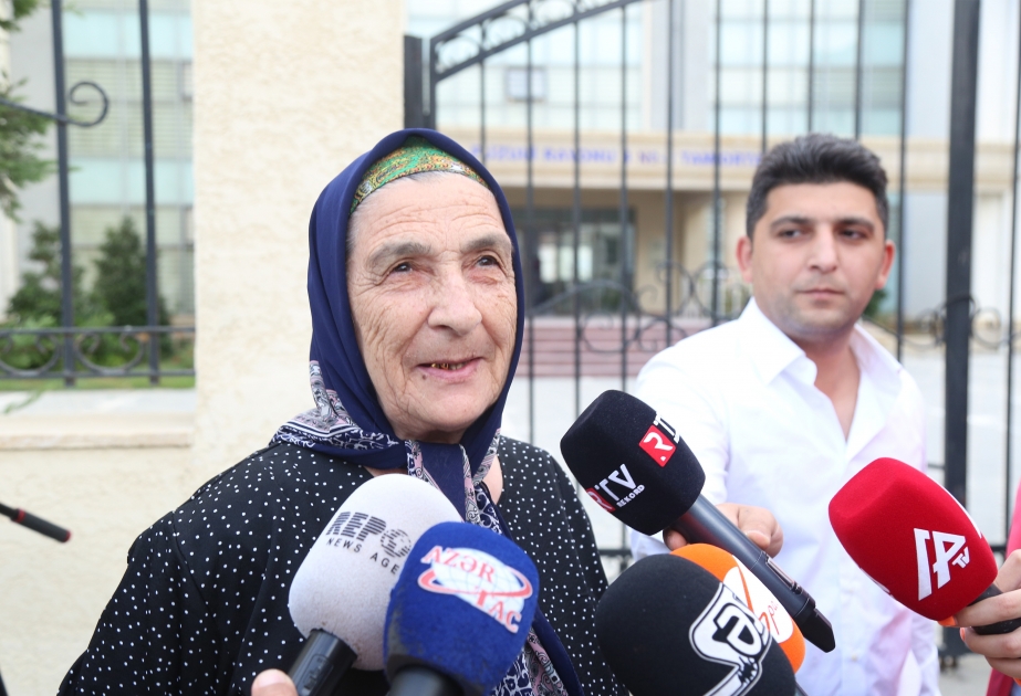 “Qayıdış sevincimizdə payı olan hər kəsə təşəkkür edirəm” - Laçın sakini