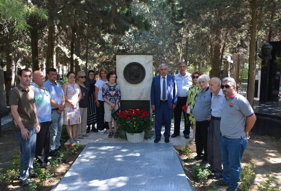 Akademik Həsən Abdullayevin xatirəsi anılıb