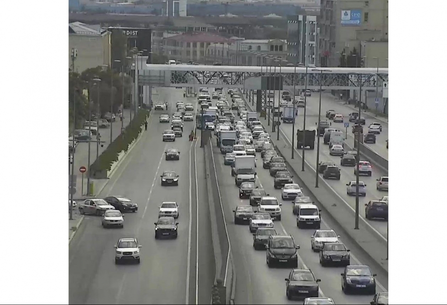 Bakının bir sıra yollarında tıxac müşahidə edilir