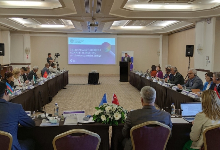 AQTA-nın sektor müdiri pestisidlərlə bağlı Türkiyədə keçirilən görüşdə iştirak edib