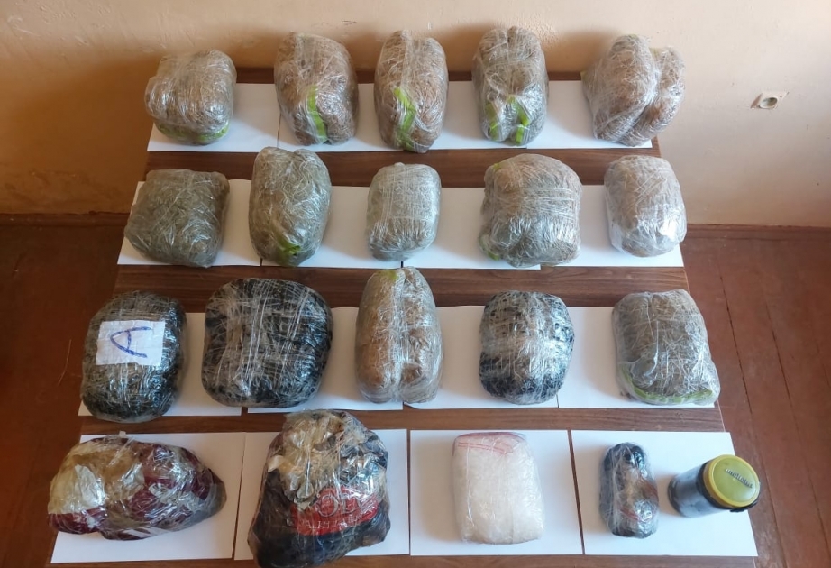 Azerbaiyán impide el contrabando de drogas desde Irán