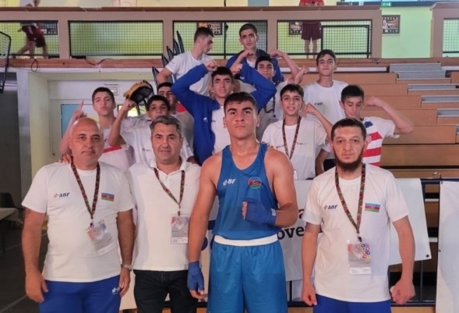 Boxeador azerbaiyano alcanza la final del Campeonato de Europa al noquear a su rival armenio
