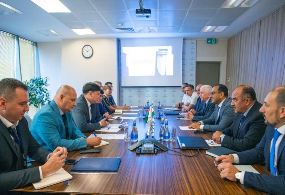 Азербайджан и Узбекистан укрепляют взаимоотношения в области авиации