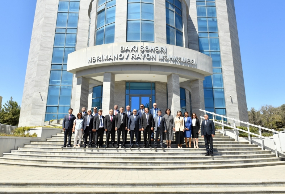 Tacikistanın ədliyyə işçiləri ölkəmizin məhkəmə-hüquq sistemindəki islahatlardan bəhrələnəcəklər