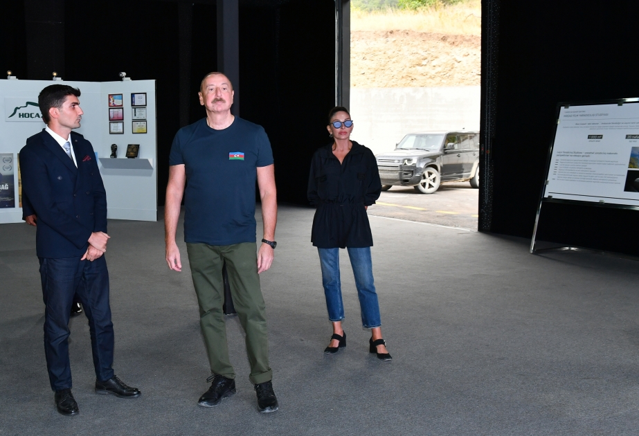 Latschin: Präsident Ilham Aliyev und First Lady Mehriban Aliyeva weihen Drehpavillon von Kreativstudio „Hohazfilm“ ein VIDEO