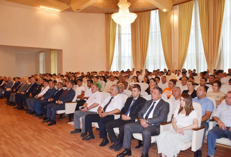 Ümummilli Lider Azərbaycan dilinin xilaskarı kimi tarixə öz əbədi imzasını qoyub