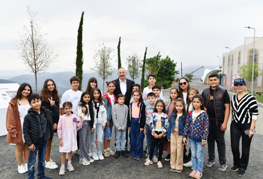 President Ilham Aliyev and First Lady Mehriban Aliyeva participated in “Lachin City Day” festivities VIDEO