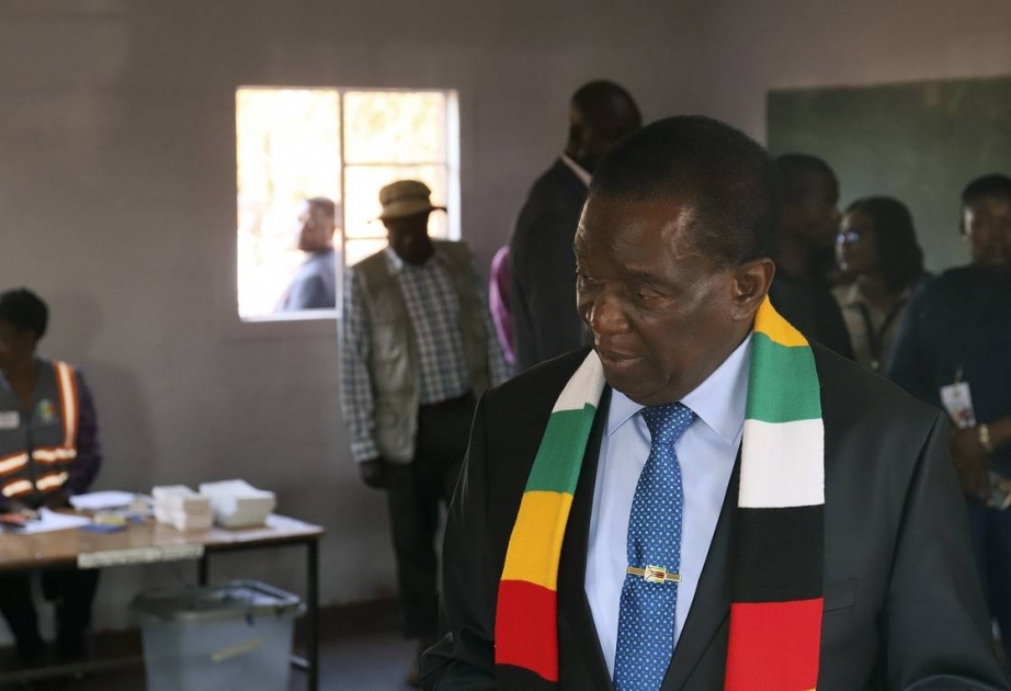 Zimbabvenin hazırkı prezidenti ikinci müddətə yenidən seçilib