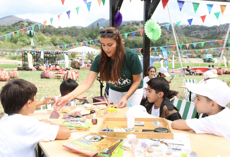 Laçında Uşaq İncəsənət Festivalının yay düşərgəsi keçirilib
