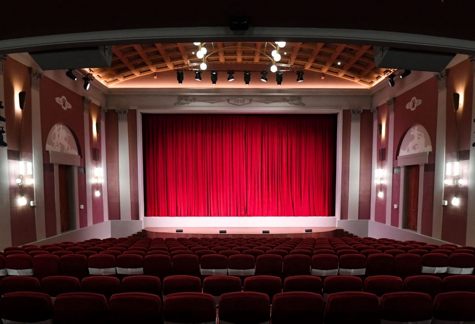Paytaxt və region teatrlarının nəzdində teatr-studiyaları yaradılır