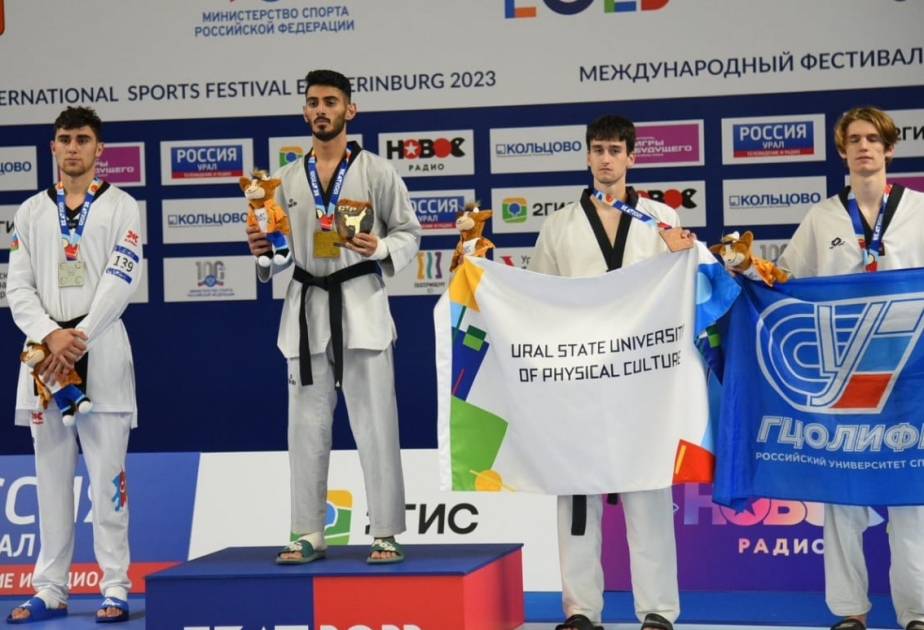 Ekaterinbourg : Le taekwondoka azerbaïdjanais Seyyad Dadachov monte sur la plus haute marche du podium