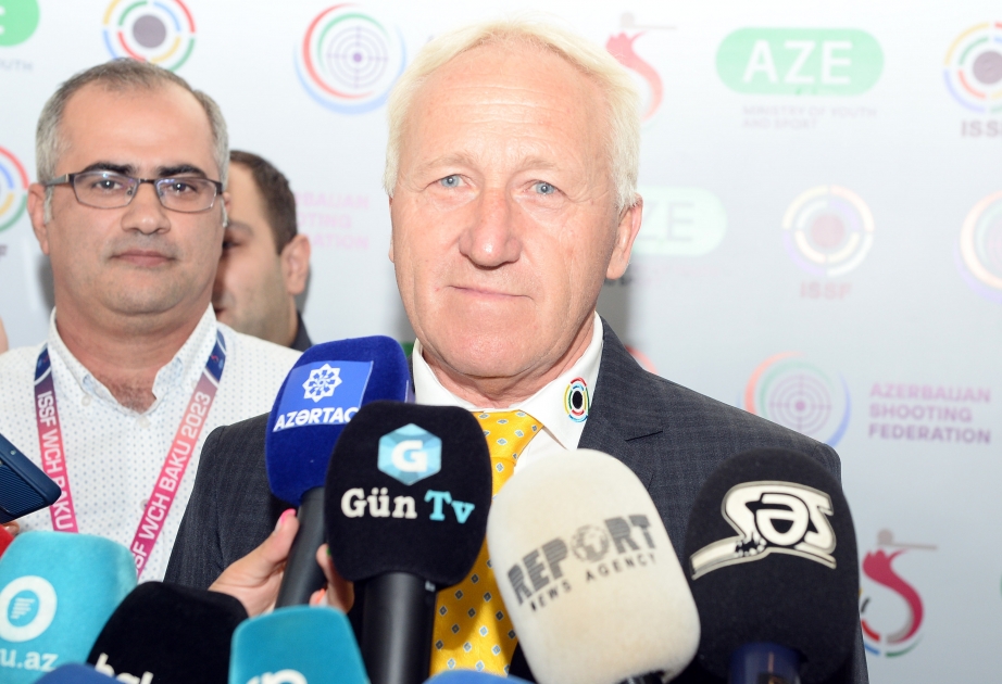 Villi Qrill: Bakıda keçirilən atıcılıq üzrə dünya çempionatında 14 rekord qeydə alınıb