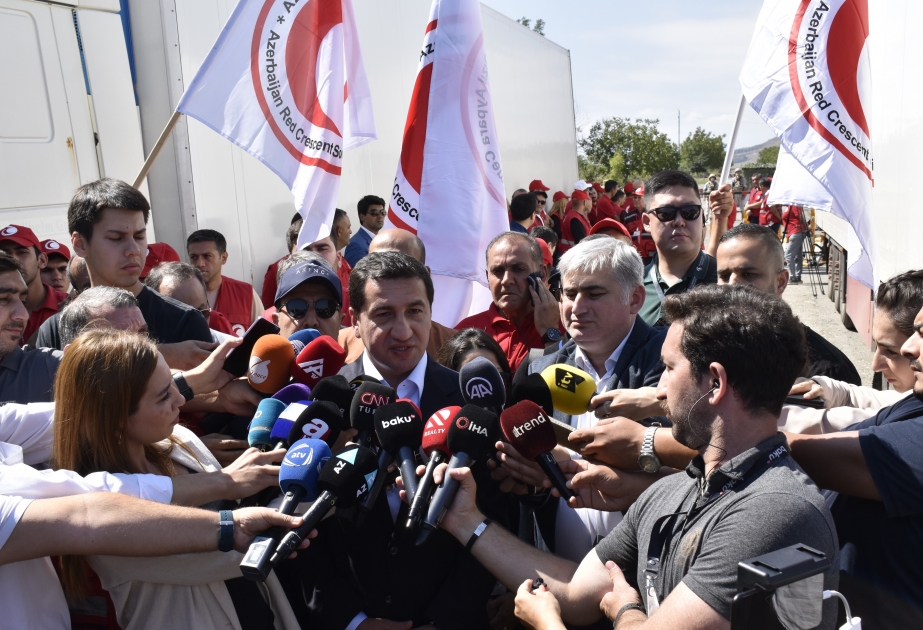 Hikmət Hacıyev: Ermənilərin niyyəti məsələlərin sülh yolu ilə həll edilməsi olsaydı, Yevlax görüşünə gələrdilər