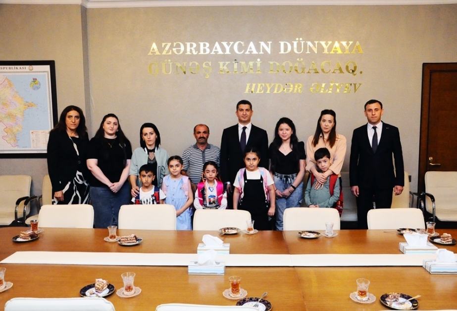 Naftalanda şəhid və qazi övladlarına məktəb ləvazimatları verilib
