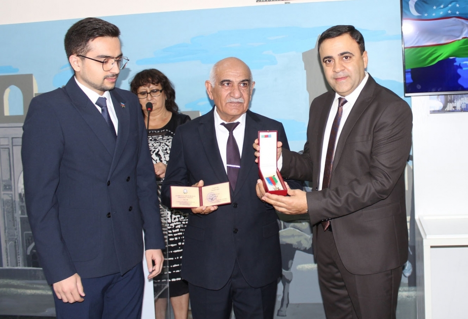 Azərbaycan-Özbəkistan mədəni-ədəbi əlaqələrində xidmətləri olan bir qrup özbək xadiminə ali mükafatlar təqdim olunub
