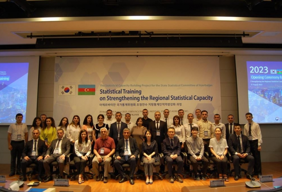 Dövlət Statistika Komitəsinin bir qrup əməkdaşı Koreyada keçirilən təlimdə iştirak ediblər