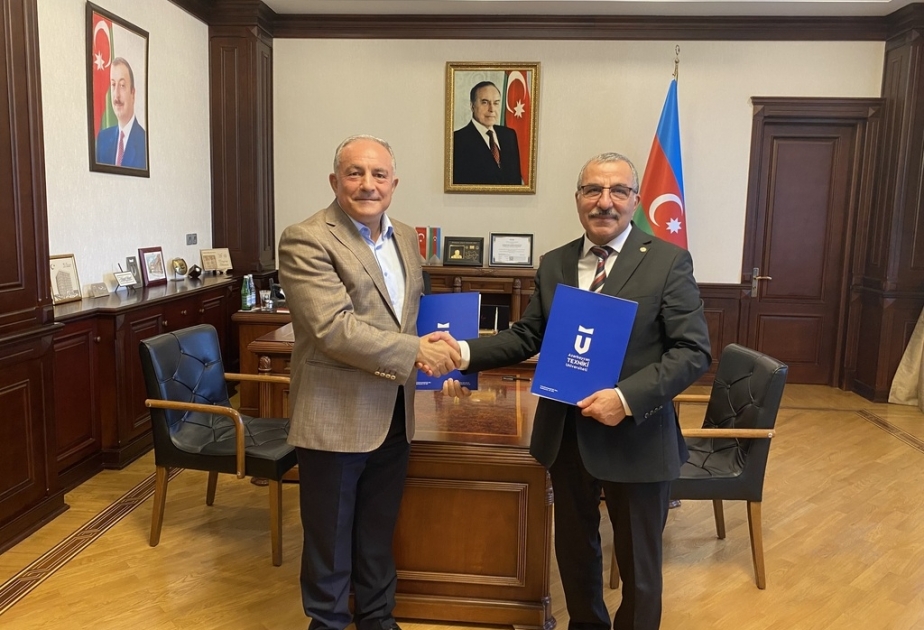 AzTU ilə Karamanoğlu Mehmetbey Universiteti arasında memorandum imzalanıb
