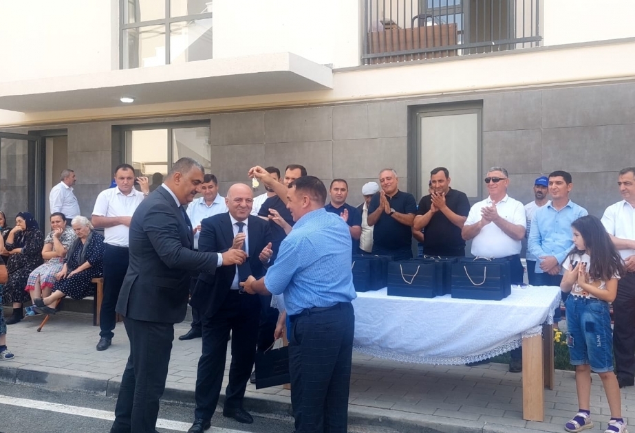 25 more families relocated to Fuzuli city get house keys
