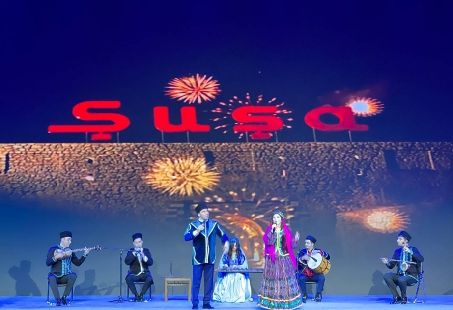 Músicos nacionales cautivan a los invitados de la Exposición Cultural Internacional de la Ruta de la Seda