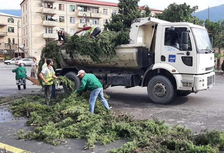 Balakəndə baş vermiş təbii fəlakətin nəticələri aradan qaldırılır
