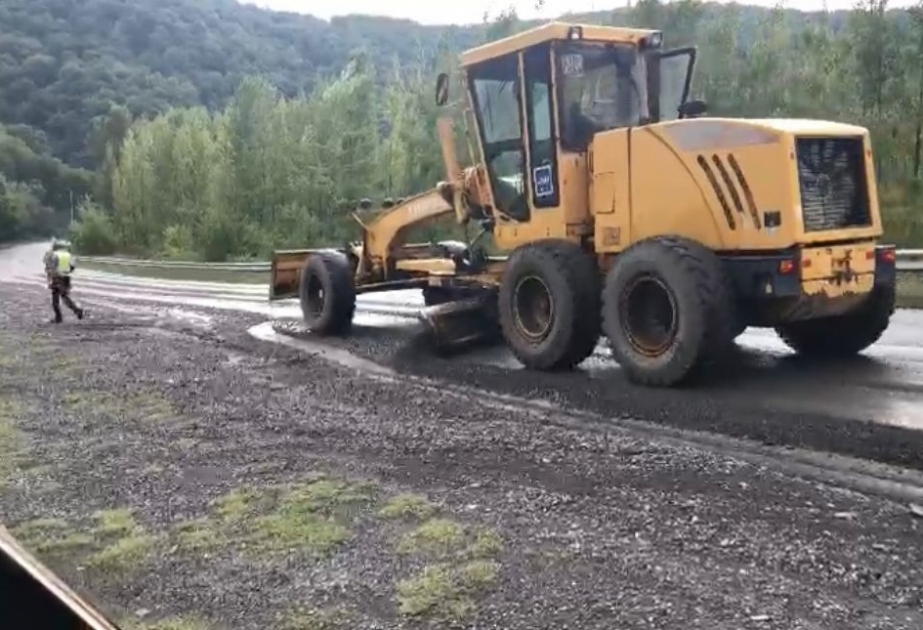 Qəbələdə sel suları yol infrastrukturuna və yol qurğularına ziyan vurub