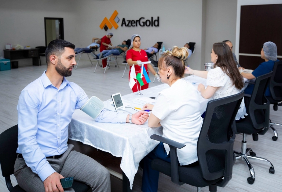 “AzerGold” QSC və törəmə şirkətlərinin əməkdaşları könüllü qan veriblər