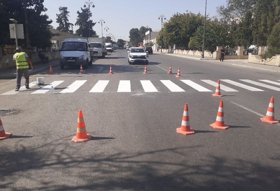 Bir sıra rayonlarda istismar müddəti keçmiş yol nişanları yeniləri ilə əvəzlənir