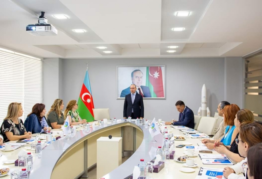 Kosmos sahəsinə tələbələrin marağını artırmaq məqsədilə müzakirələr aparılıb