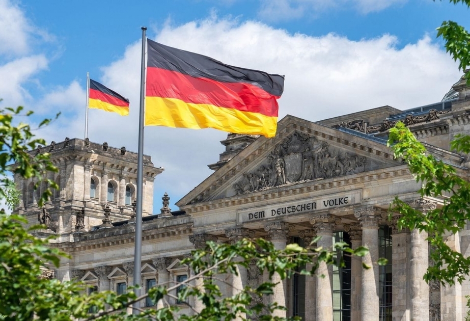 Germany's economy to shrink 0.4 pct in 2023: DIW