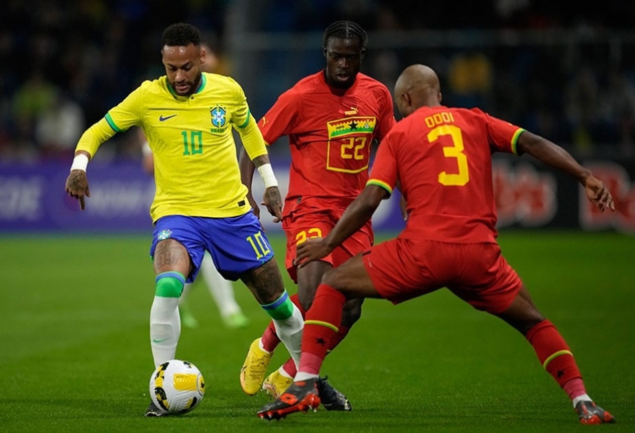 Neymar əfsanəvi futbolçu Pelenin rekordunu yeniləyib