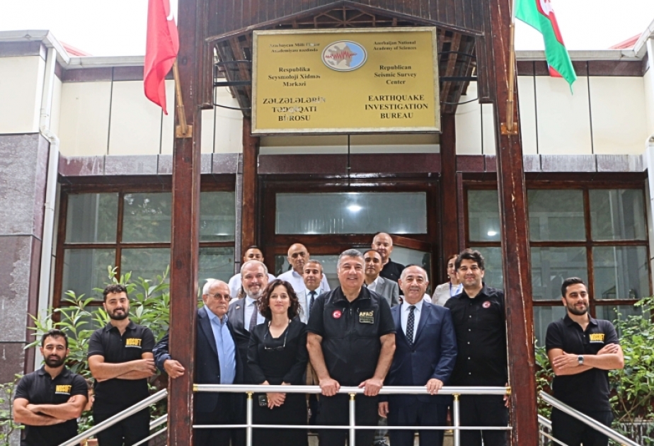 Seysmoloji Xidmət Mərkəzində Dekas və Tadas sistemlərinin təqdimat mərasimi keçirilib