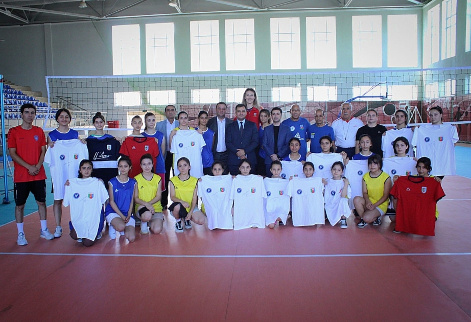 Tovuzda yeni yaradılmış voleybol klubunun təqdimatı olub