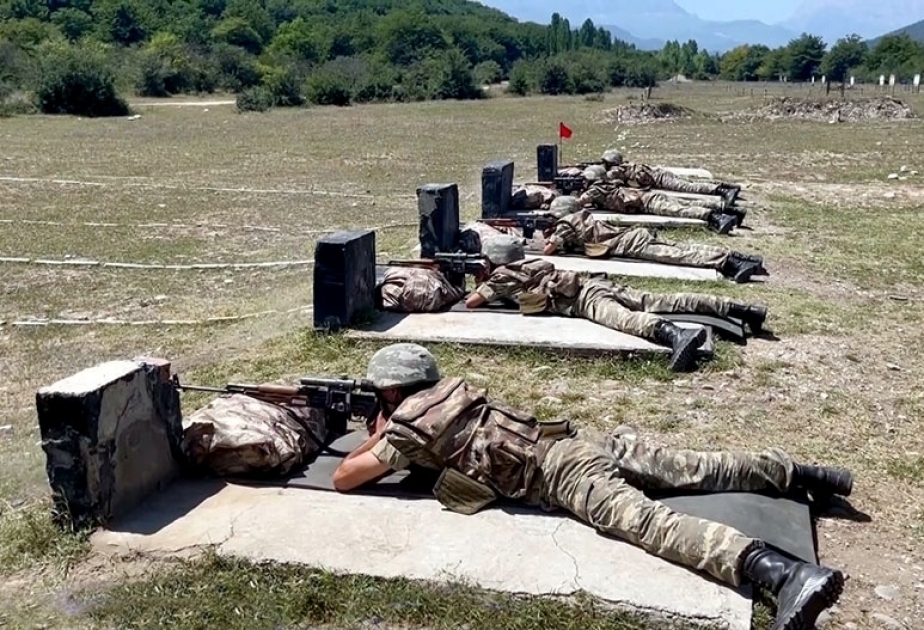 Azerbaijani Defense Ministry presents weekly summary of events