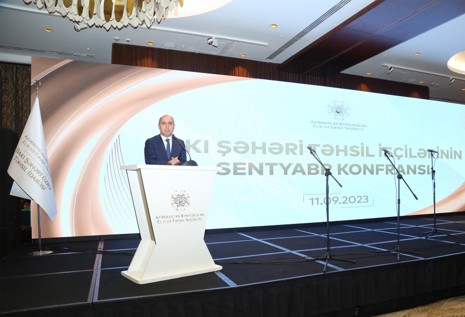 Emin Əmrullayev: Pandemiya Azərbaycan təhsilinə ciddi təsir etdi