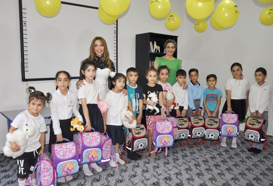 “Hər kəs üçün təhsil” kampaniyası - aztəminatlı ailələrin övladlarına məktəbli çantası və dərs ləvazimatları paylanılıb