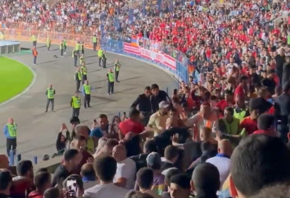 Ermənistan–Xorvatiya matçında azarkeşlər arasında dava düşüb