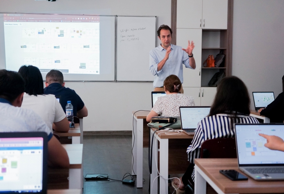 AzMİU müəllimləri “Viveka Mentorship” proqramında iştirak hüququ qazanıblar