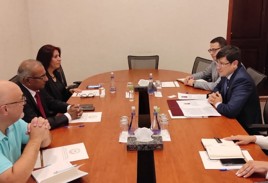 Parlamentario canadiense fue informado sobre la política de la diáspora de Azerbaiyán