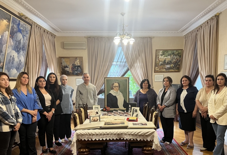 Turan Cavidin xatirəsi anılıb