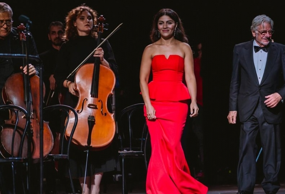Azərbaycanın Əməkdar artisti İtaliyada növbəti konsertdə çıxış edib